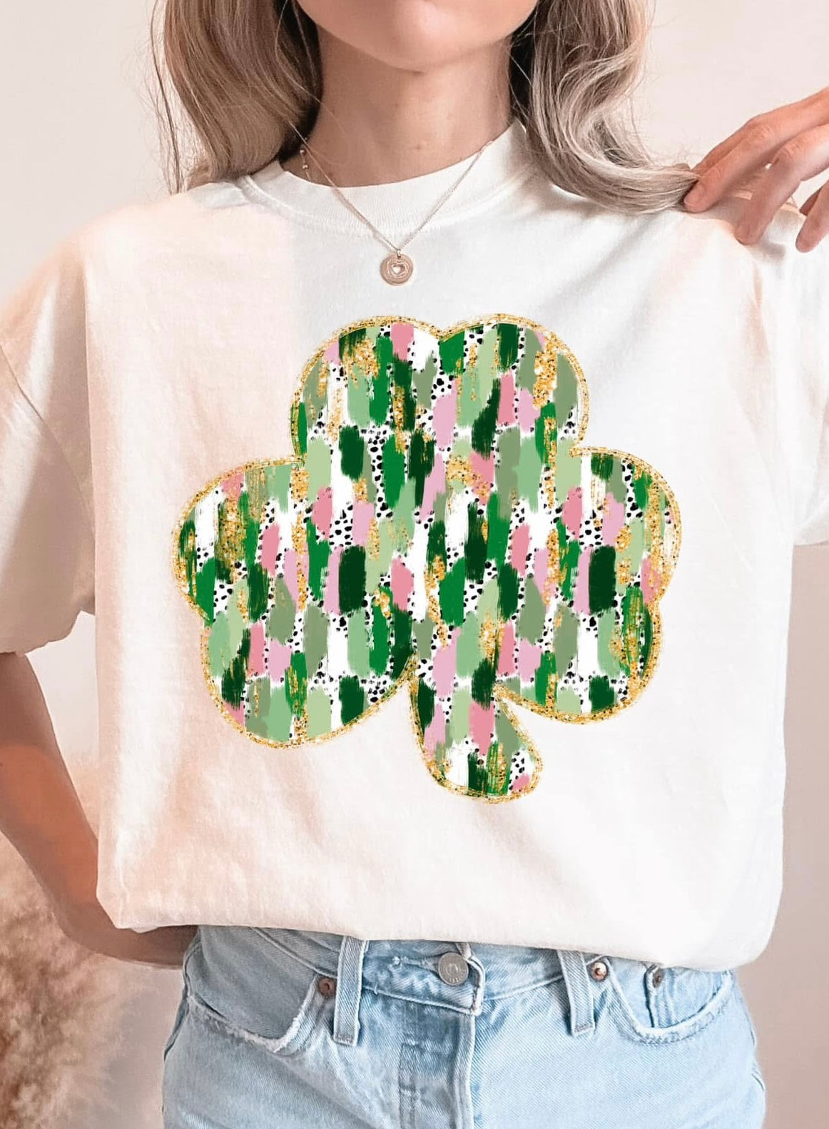 St Patty Bow Graphic Tee Curvy